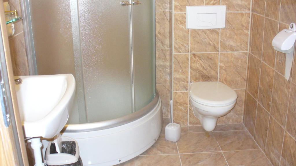 Park Hotel Myslenice Ngoại thất bức ảnh